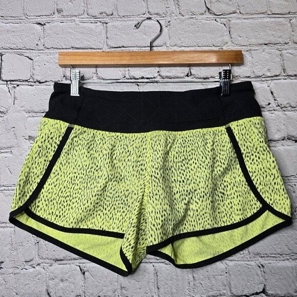 Lululemon Run Times 4-way Stretch Shorts Dottie Dash Clarity Yellow Black Size 6 - Picture 1 of 11